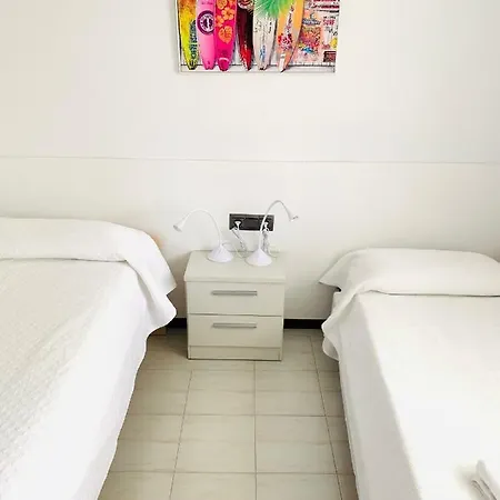 Apartment Homing Cristal 10 *
